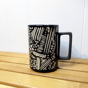Starbucks 2014 Tribal Motif Tall 16 oz Black Ceramic Coffee Mug